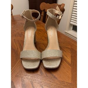 Michael By Michael Shannon Women's Stella Gold High Heels Shoe Size 7.5